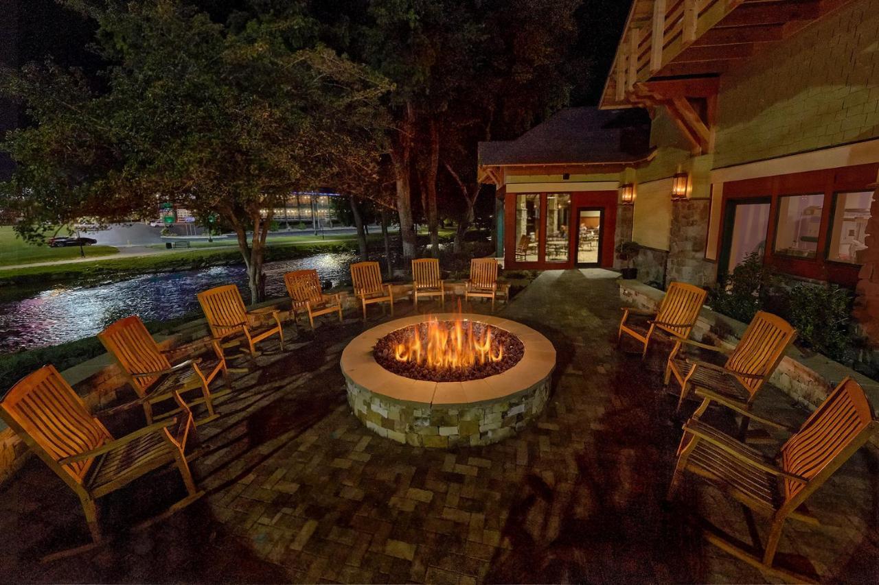 The Inn On The River Pigeon Forge Exterior photo
