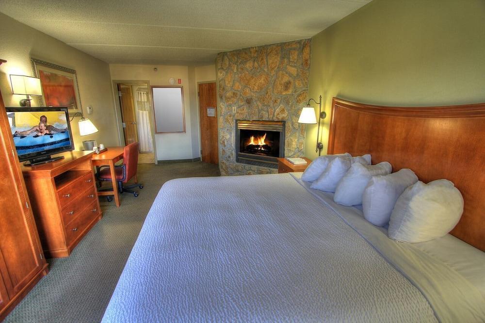 The Inn On The River Pigeon Forge Exterior photo